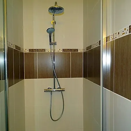 A La Vill'adour Oda ve Kahvaltı