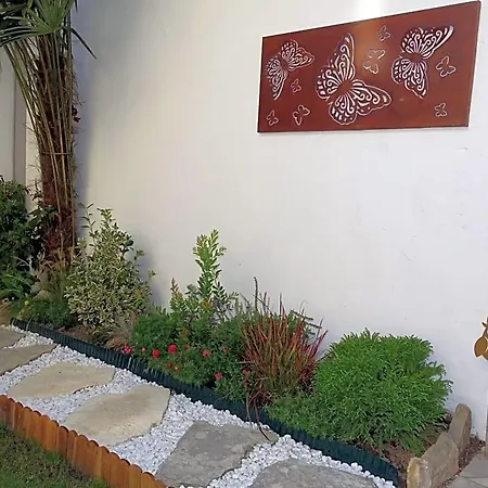 Oda ve Kahvaltı A La Vill'adour Dax
